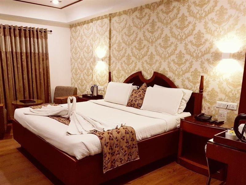 Hotel Punjab Palace Rāipur Eksteriør billede